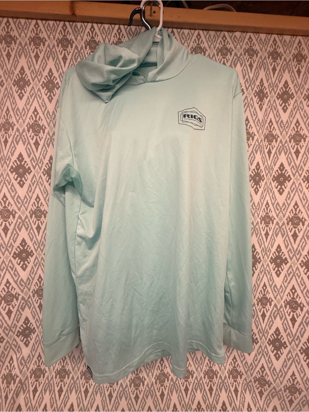 Lightweight Long-Sleeve Performance Hoodie - Mint